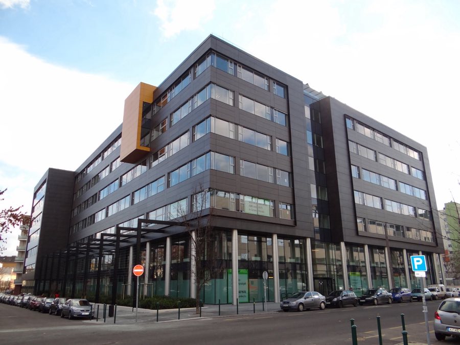 Fațada clădirii Belvedere din Districtul Central